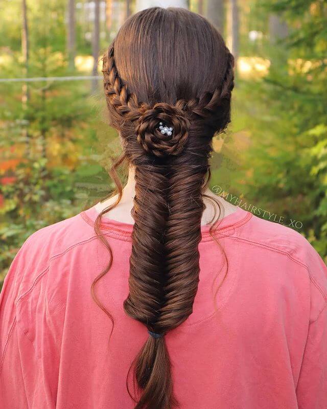 Get A Trendy Look With These Fishtail Hairstyle - K4 Fashion