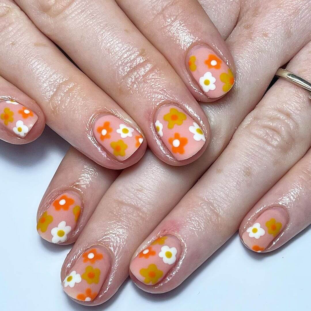 Flower Nail Art Designs for This Spring - K4 Fashion