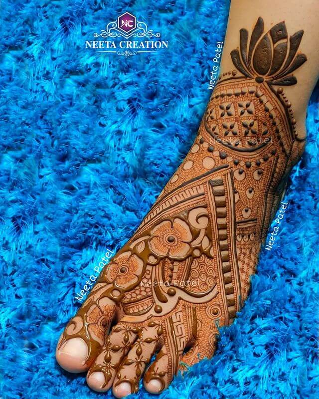 Indian Bridal (Dulhan) Mehndi Designs For Legs -3 The Artistic Creations