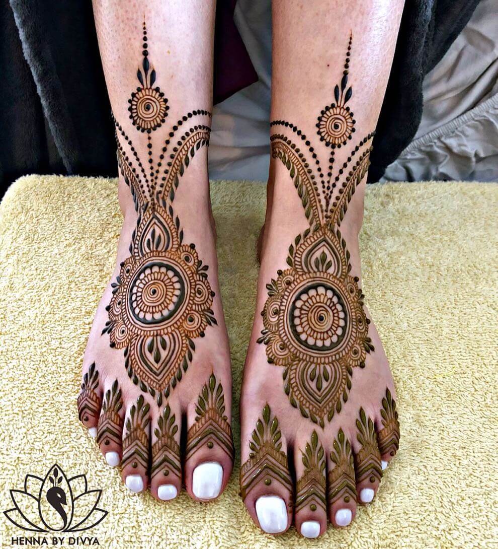 Indian Bridal (Dulhan) Mehndi Designs For Legs A toast to Henna By Divya