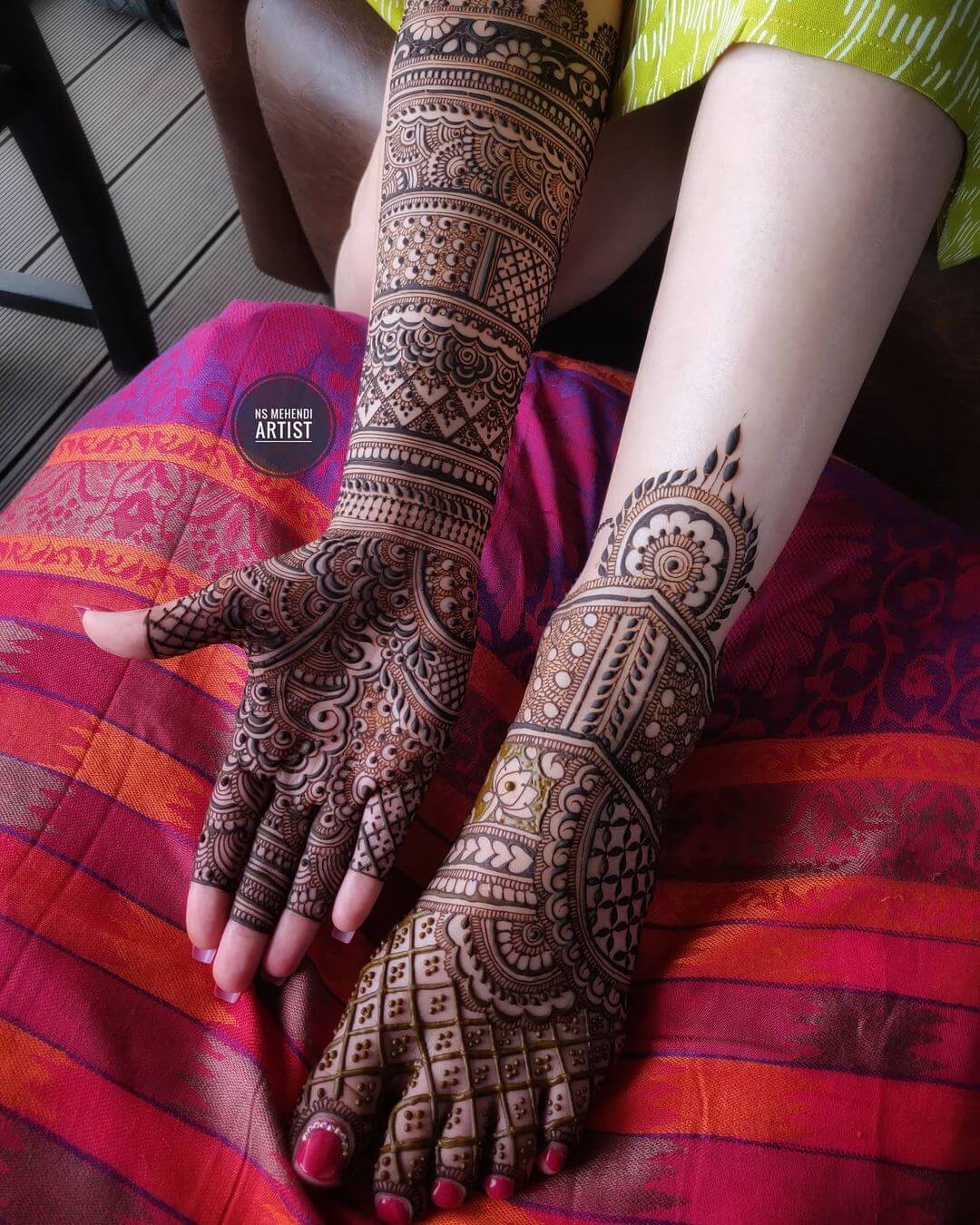 Indian Bridal (Dulhan) Mehndi Designs For Legs Wedding da season hai