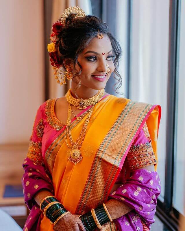Hairstyle Ideas to Compliment Nauvari Saree for the D-Day