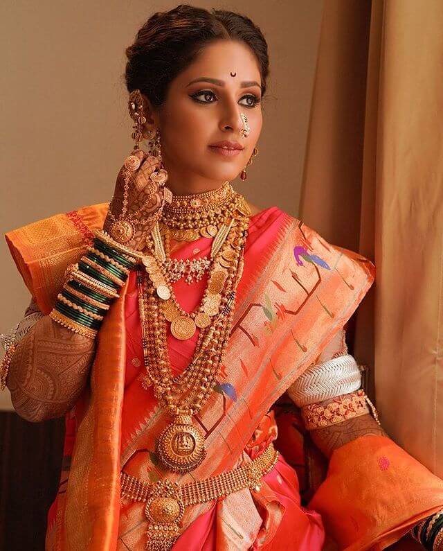A Queen Look For Marathi Bride