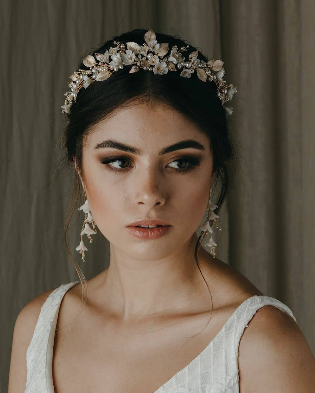 Western Wedding Bridal Crown Design Floral Designed Crown with Pearls