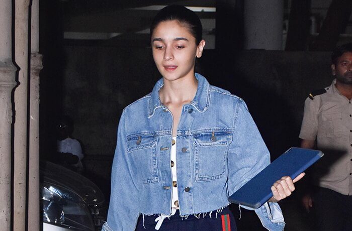 Stylish Cropped Jacket From Alia Bhatt 