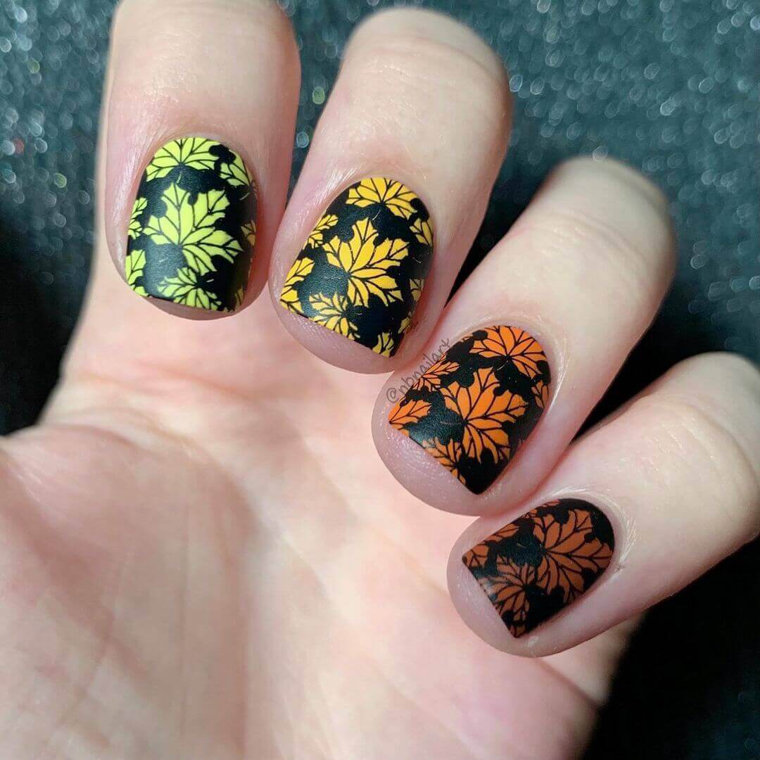 happy Autumns To Us Autumn Nail Art Designs