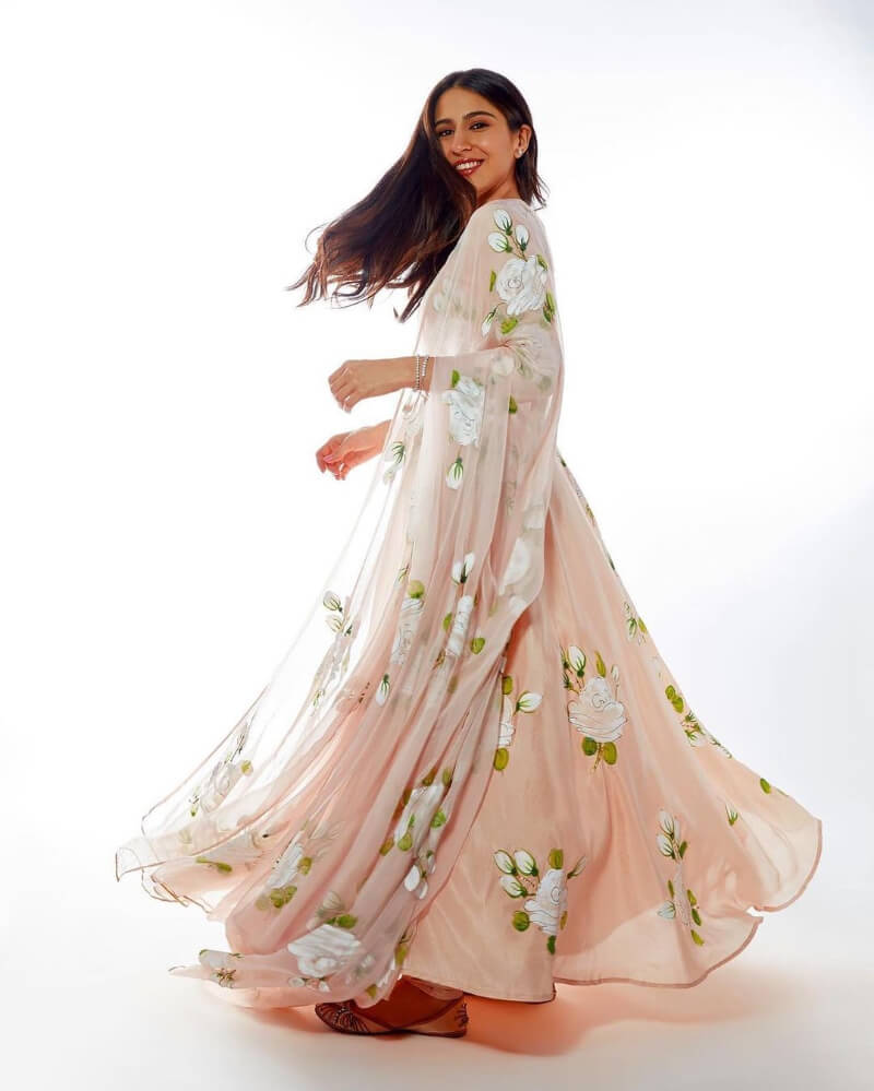 Sara Ali Khan's Wardrobe for Atrangi Re Pretty in White Rose Gown