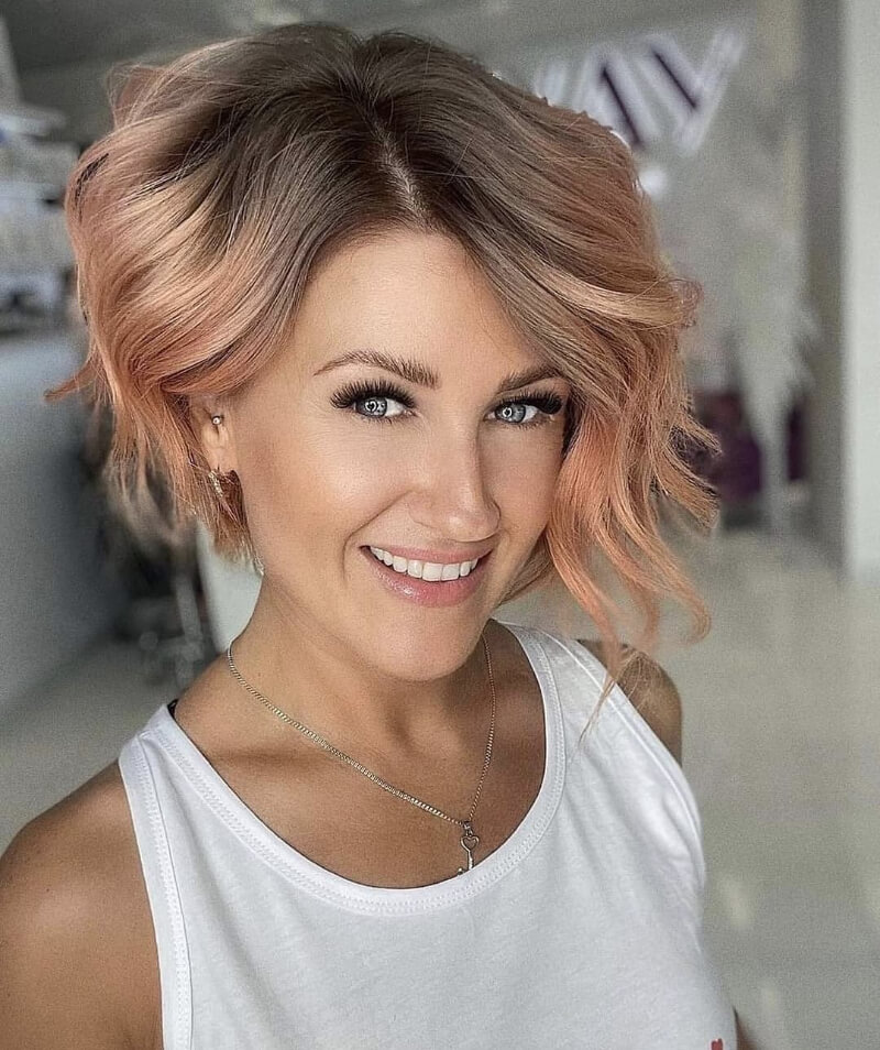 Short To Mid Length Hairstyles Snipped Blonde 