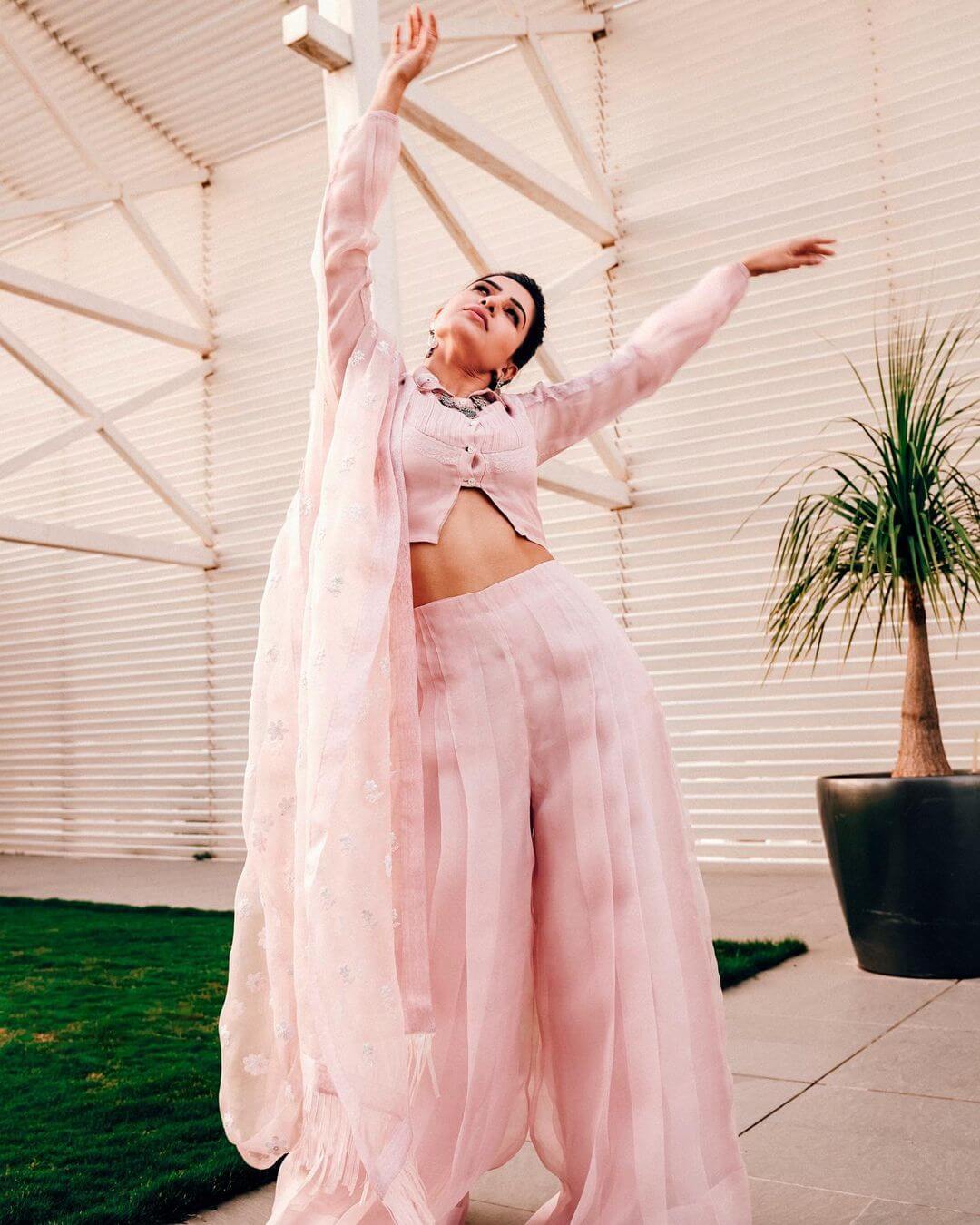 Samantha Ruth Prabhu in  pink pleated palazzo pants with full sleeves crop top by designer Parul And Ashie