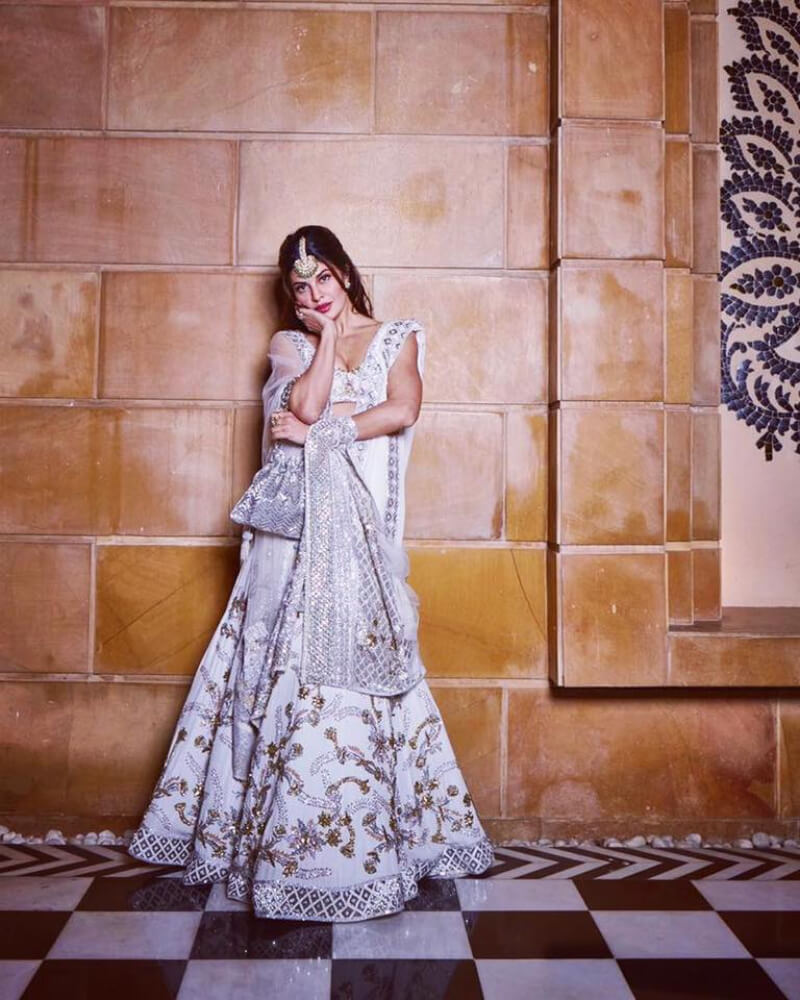 Bollywood Actress Jacqueline in Ivory lehenga designed  by Manish Malhotra