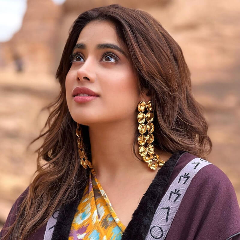Janhvi Kapoor's Earrings Game is Always on point bollywood Diva Janhvi in Large Solid Gold golden Drop-Earrings