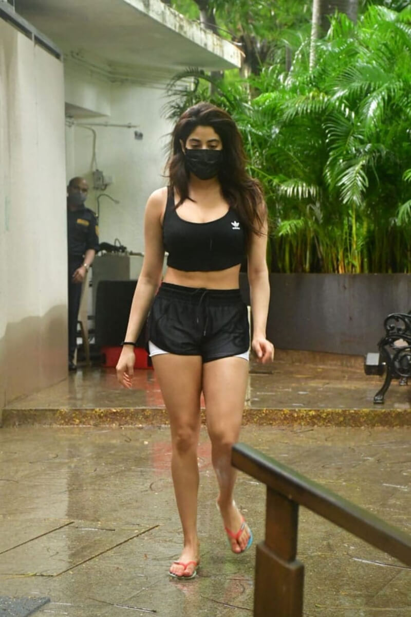 Daughter Of Sridevi Janhvi In Black Crop Top And Shorts