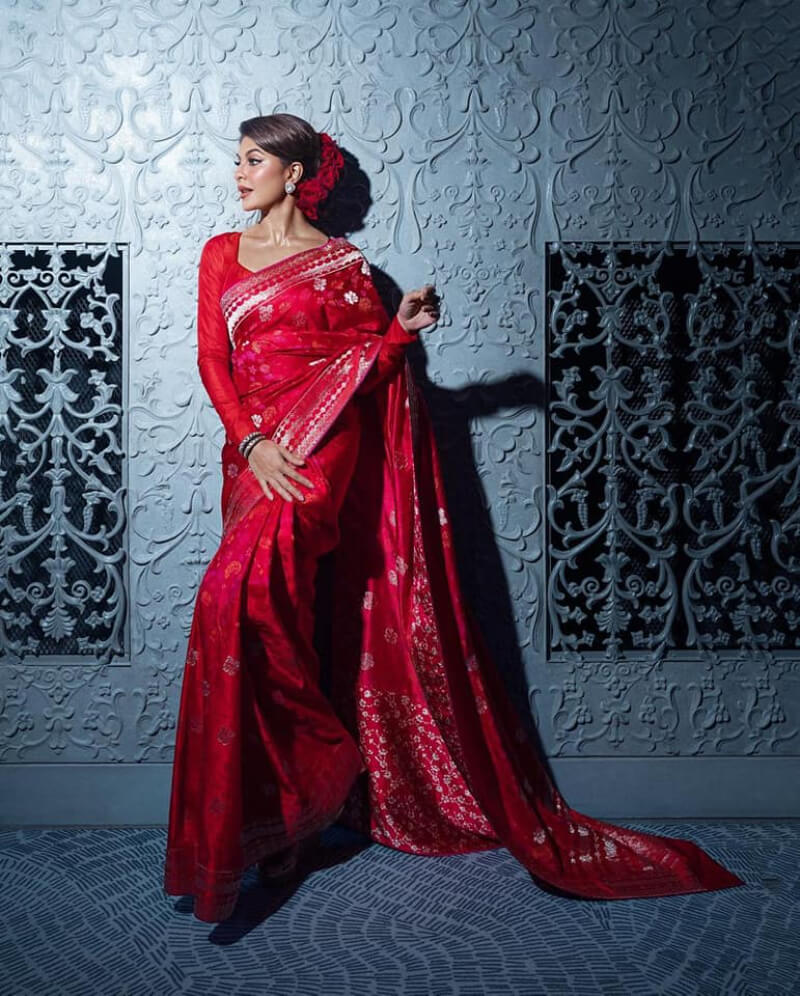 Film Actress Jacqueline Fernandez Ethnic Look In Gorgeous Red Saree