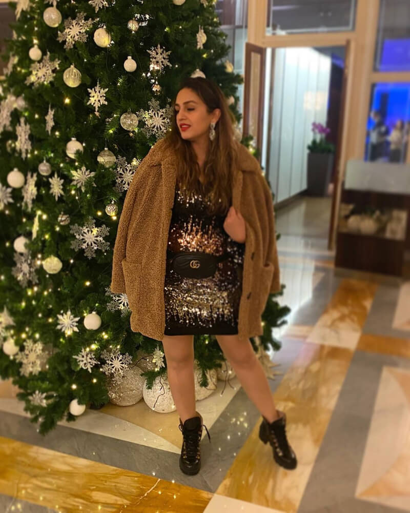 Huma Qureshi celebrated Christmas In sequin dress and fleece jacket