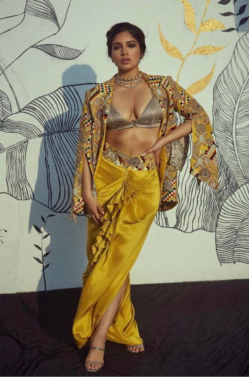 Shubh Mangal Saavdhan Actress Bhumi Pednekar In bralette and wrap skirt