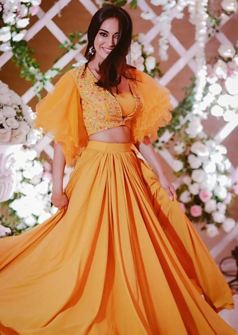 Surbhi Jyoti's Phtoshoot for Kalki Fashion in yellow crop top lehenga set with blouse