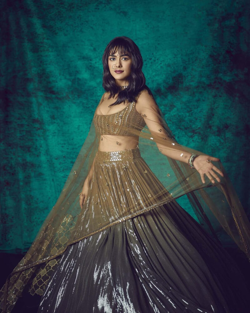 Toofan actress Mrunal Thakur in sleeveless blouse with tulle sequin detail skirt-Mrunal Thakur's Ethnic Collection Is A Great Inspiration For All Fashionistas