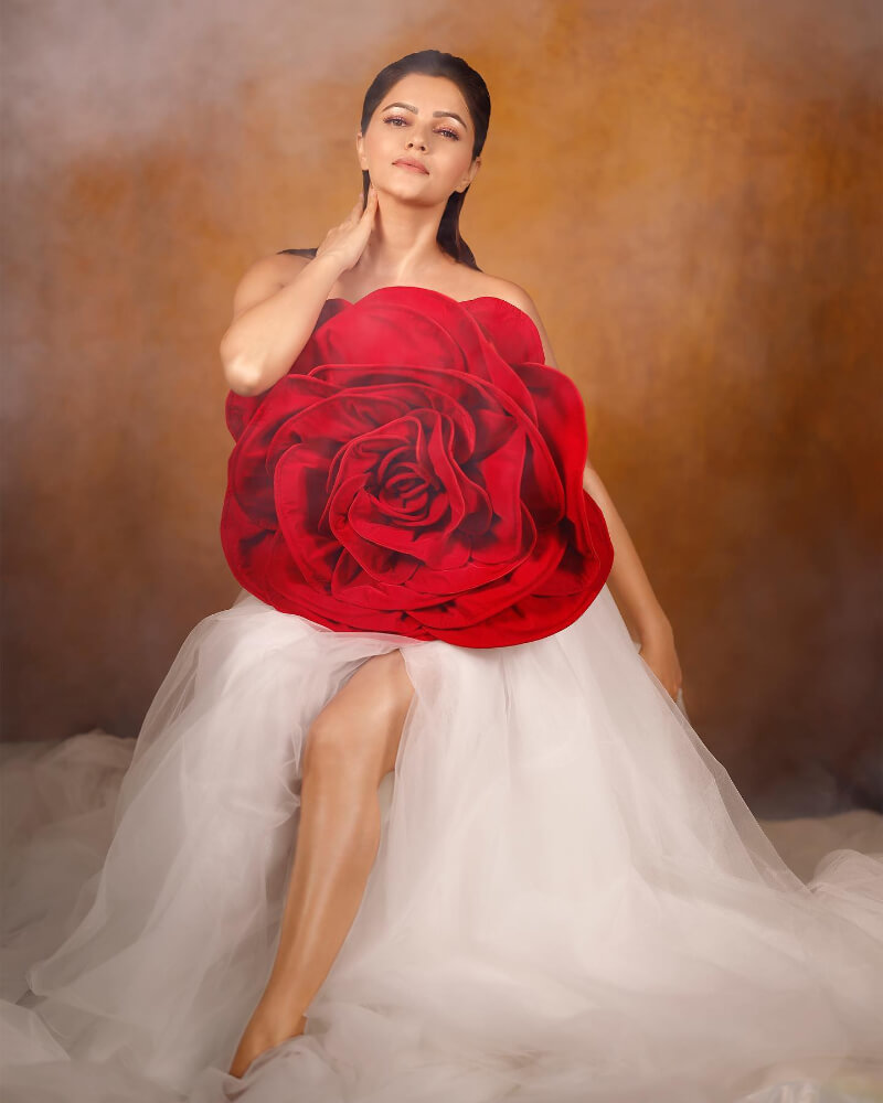 TV actress Rubina dilaik in giant red rose top and white tulle gown