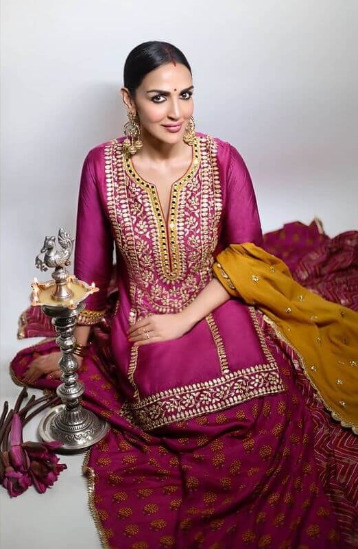 Esha Deol's Designer Dresses, Sarees, Ethnic Wear In Festive Ready