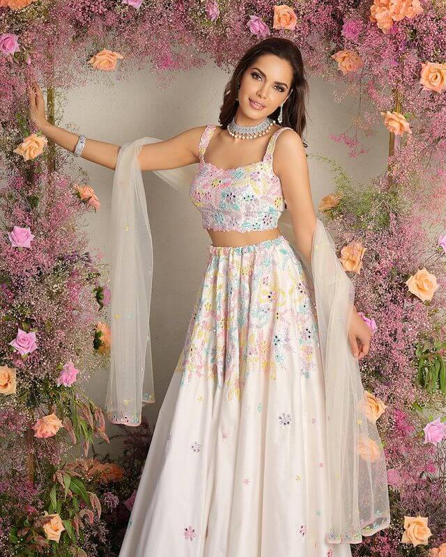 Dil To Baccha Hai Ji Movie Actor, Shazahn Padamsee Celebrity Outfits And Style Ideas In Floral Mirror Work Lehenga
