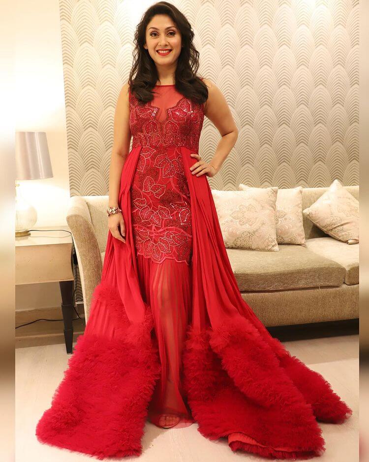 Indian Actress Hot Look In A Red Ruffle Gown