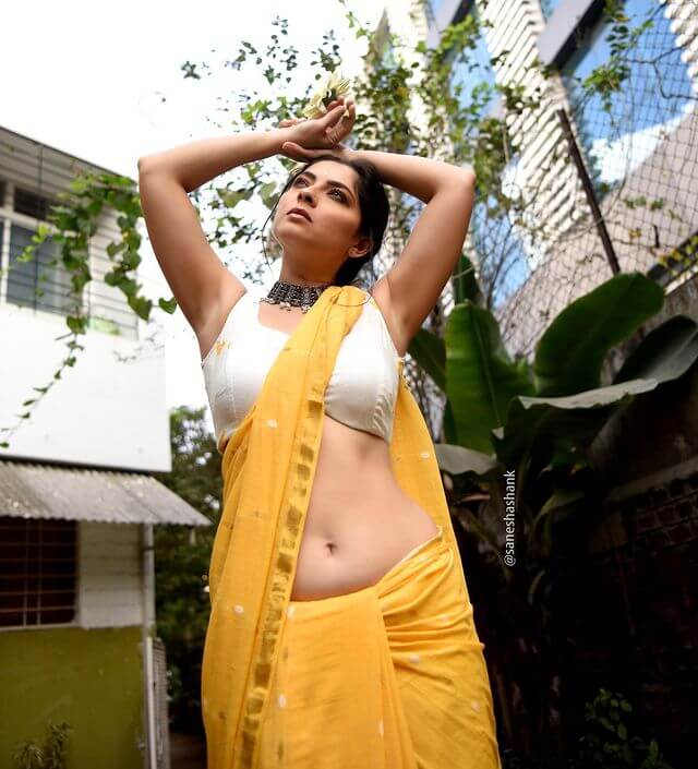 Jimma Movie Actress, Glam Look In Yellow Saree With A White Blouse