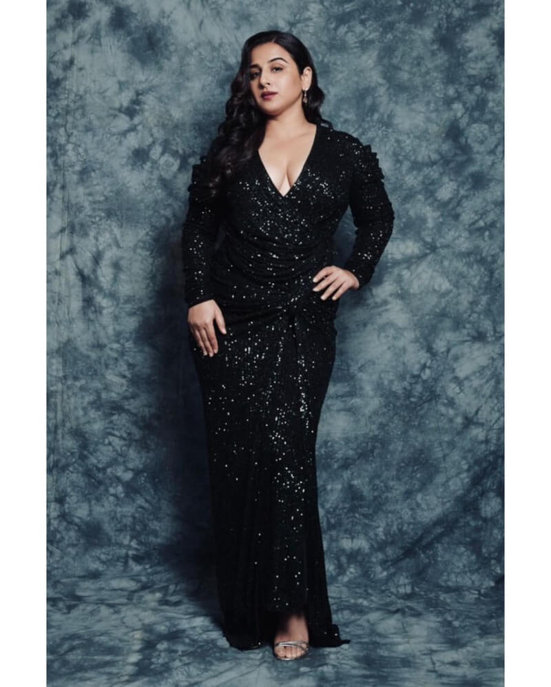 'Paa' Actress Vidya Balan Slays In Black Sequin Gown 