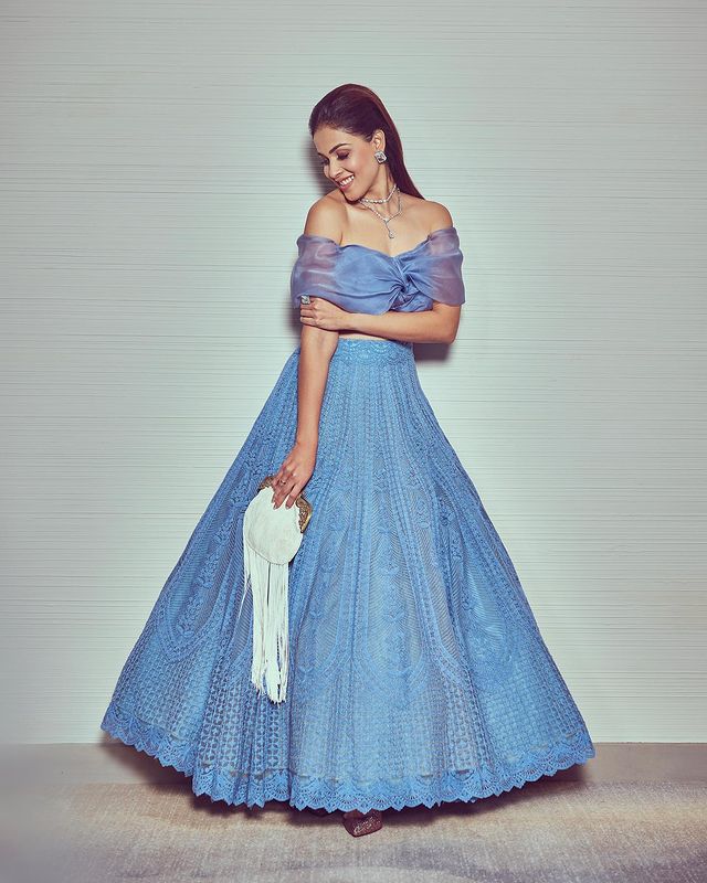 Actress Genelia D'Souza Looks Absolutely Stunning In A Blue Lehenga
