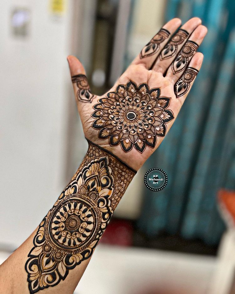 Full Hand Mandalas That Will Steal Your Heart