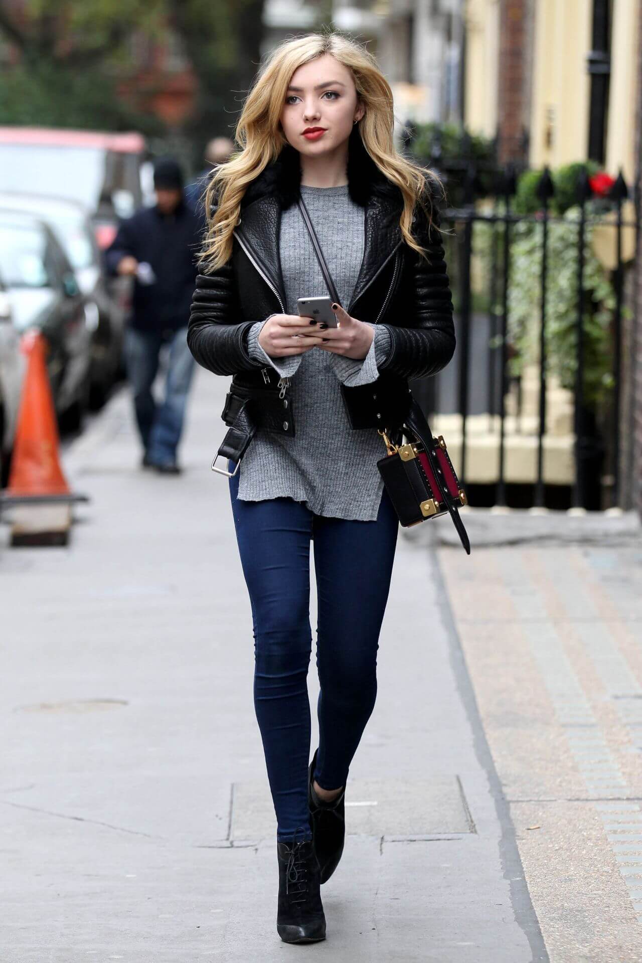 Peyton Slays The Casual Style In Skin-Tight Jeans, A Stylish Top, And A Black Leather Jacket