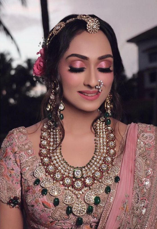 Small Crystal Work Round Nath With Matching Wedding Jewelry