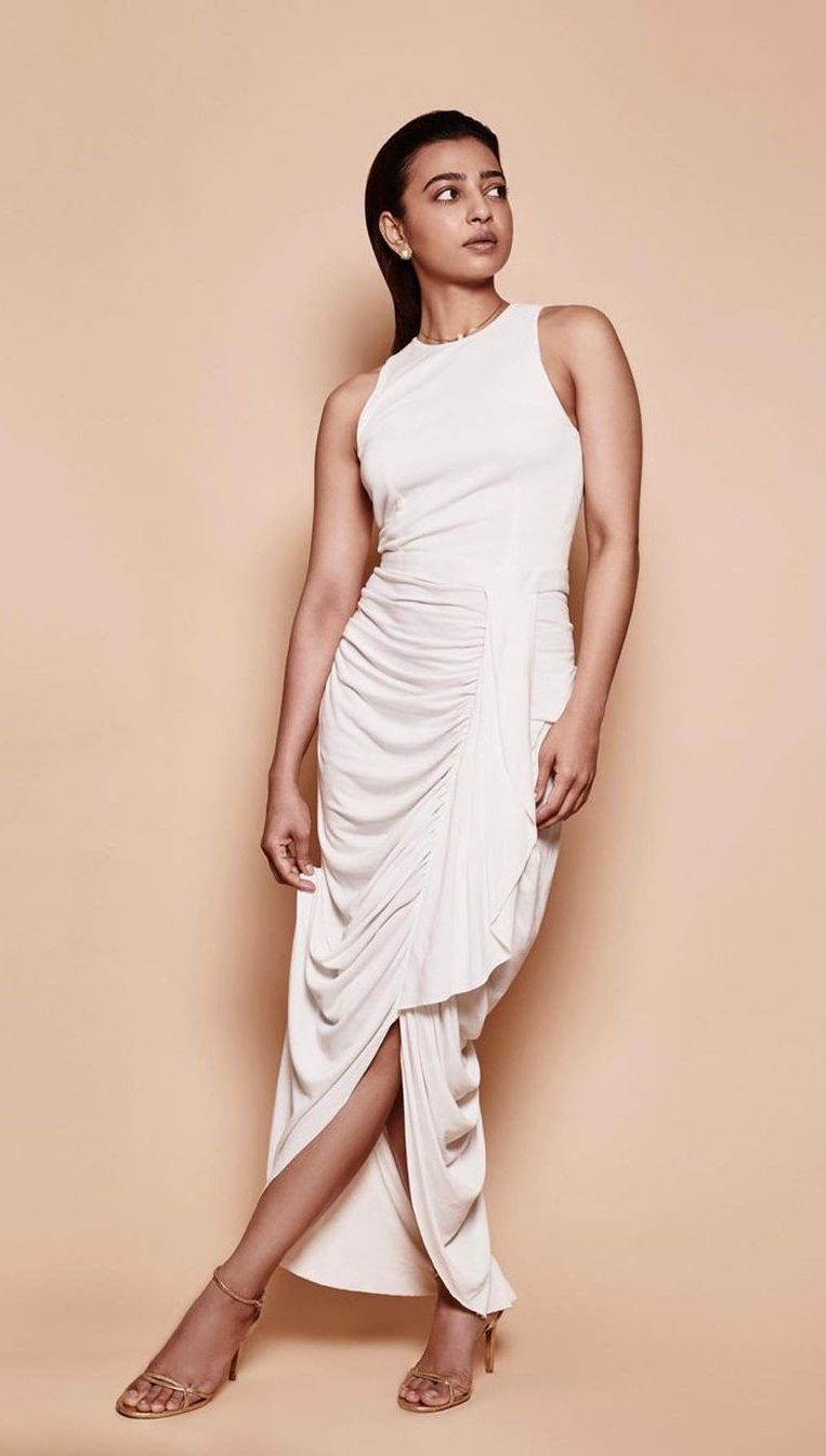 The Sacred Games Actress Radhika Apte Stuns In An All-White Pleated Dress