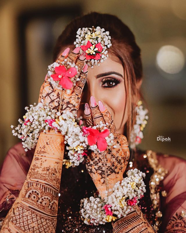 Bridal Flower Jewellery Designs For Haldi And Mehendi
