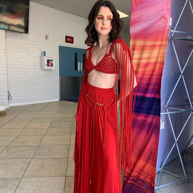 Very Gorgeous Looks Of Laura Marano In A Red String Outfit