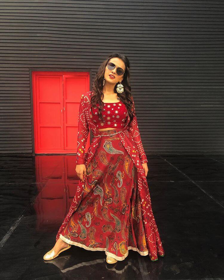 Bold Look In A Red Ethnic Outfit With Golden Shiny Shoes