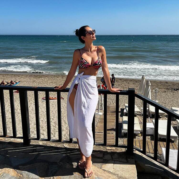 Bollywood Actress Bruna Abdullah's Fashion, Beachwear And Clothing In Beach Look