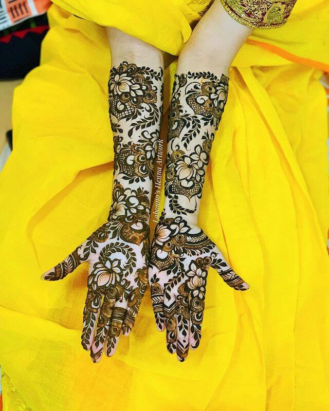 Bridal Full Hand Floral Mehndi for a wedding with beautiful design
