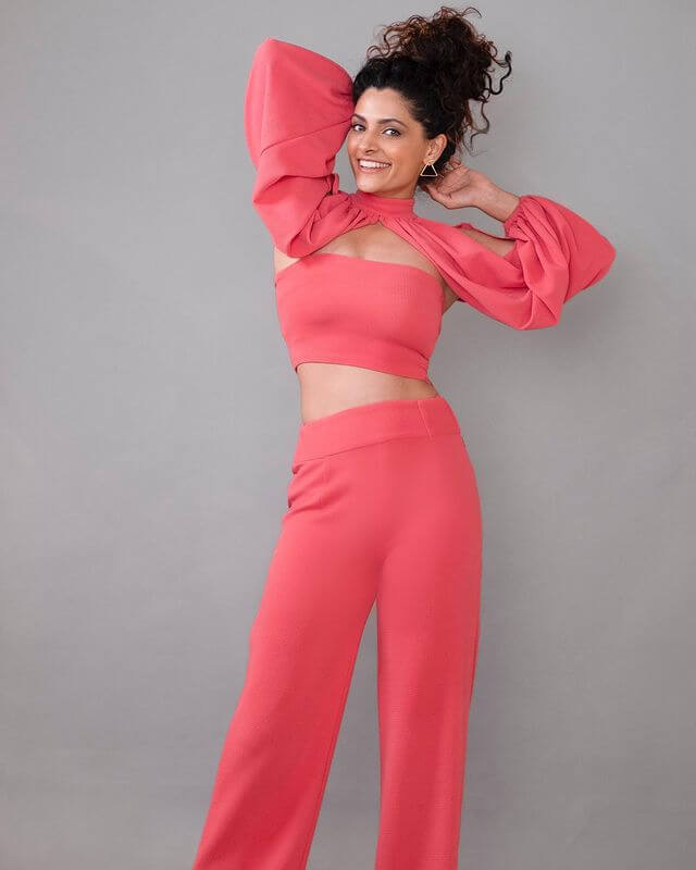 Choked Movie Actor, Saiyami Kher's Amazing Look In Pink Outfit