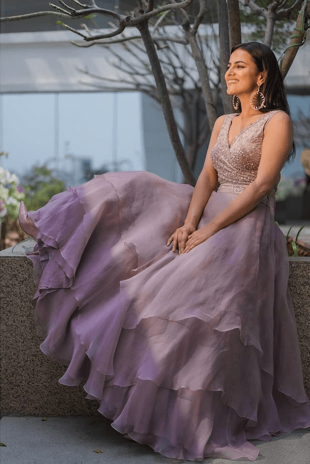 Tamil Movie Actor Beautiful Look In A Purple Gown