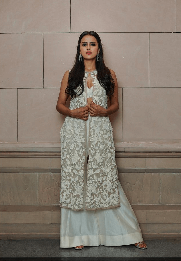 Shraddha Srinath Fashion &amp; Style To Steal This Season White Embroidery Three-Piece Outfit, Shraddha Looking So Good
