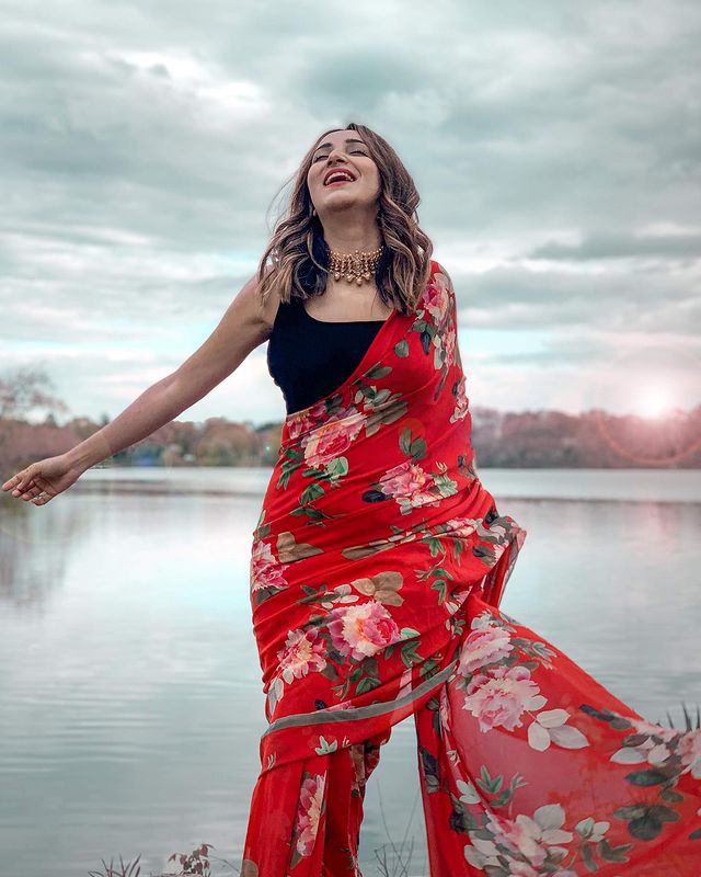 A Red Floral Digital Print Saree