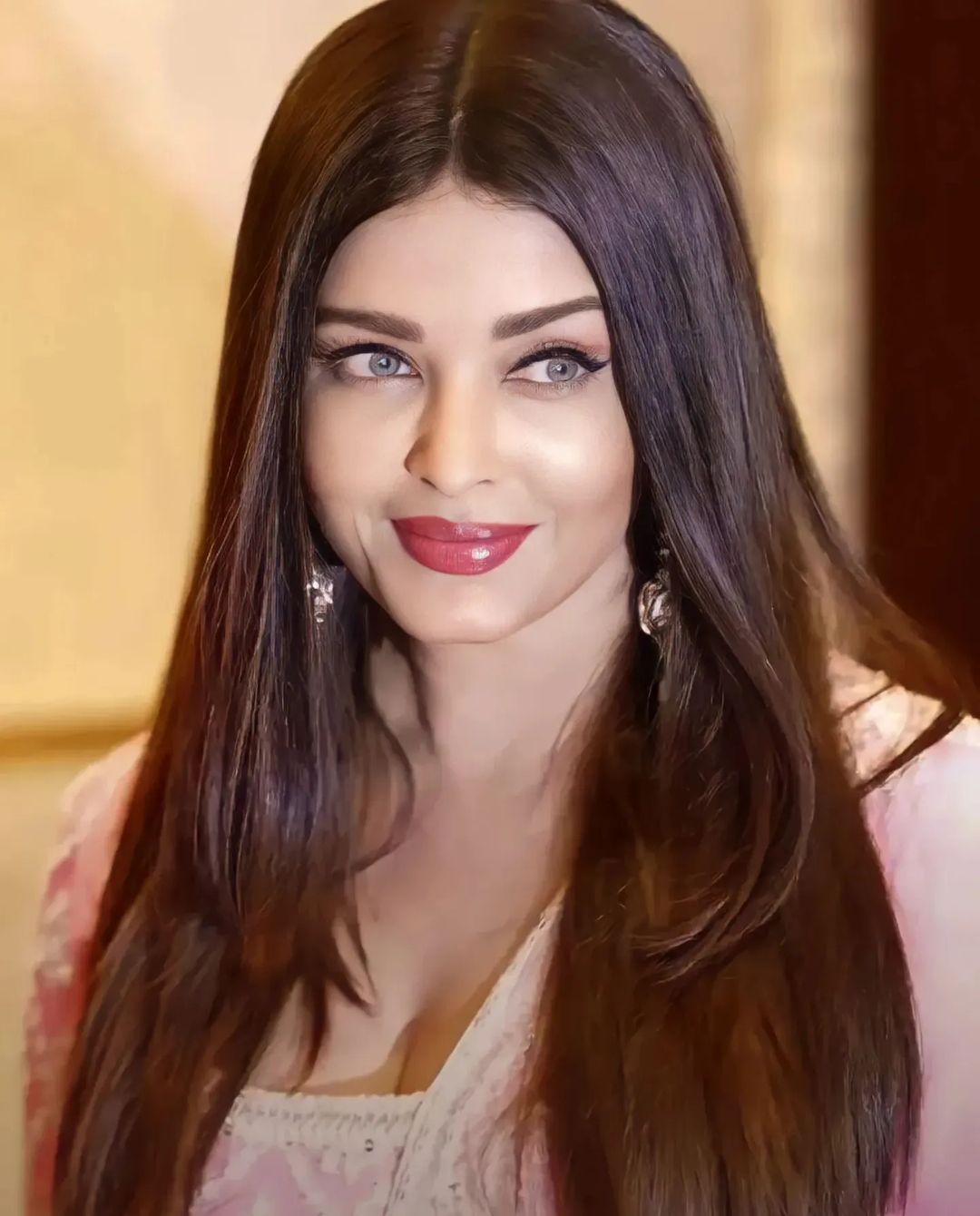 Aishwarya Rai Bachchan And Abhishek Bachchan