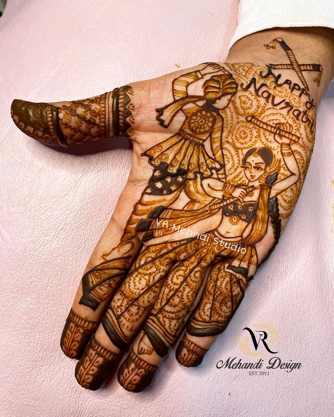 Easy and Simple Gorgeous Mehndi Design for Durga Puja/Teej || Henna Design  | Easy and Simple Gorgeous Mehndi Design for Durga Puja/Teej || Henna Design  #teej #teejmehndidesign #simplemehndidesign #easymehndidesign... | By  Blossoms