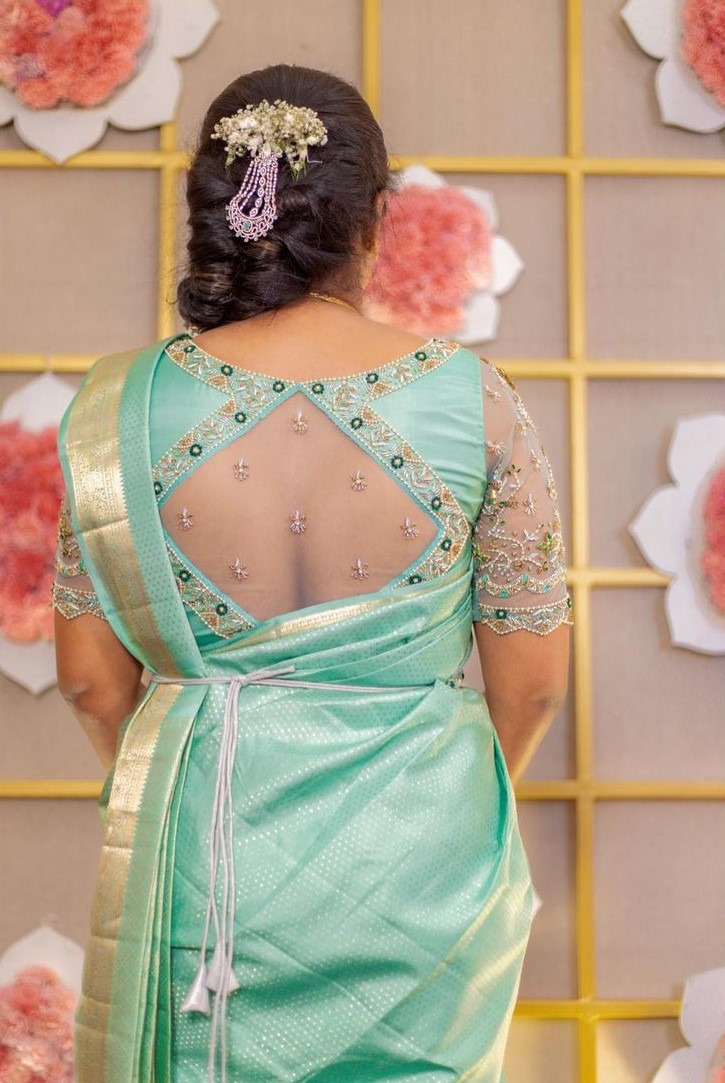 Diamond Cut Blouse Design