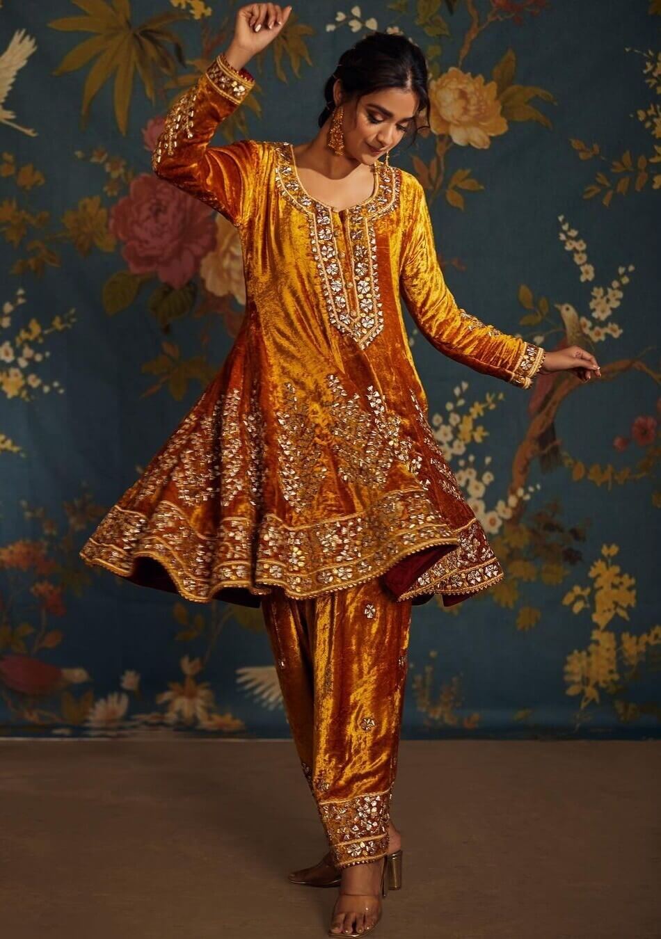Keerthy Suresh's Fabulous Look In Traditional Dress