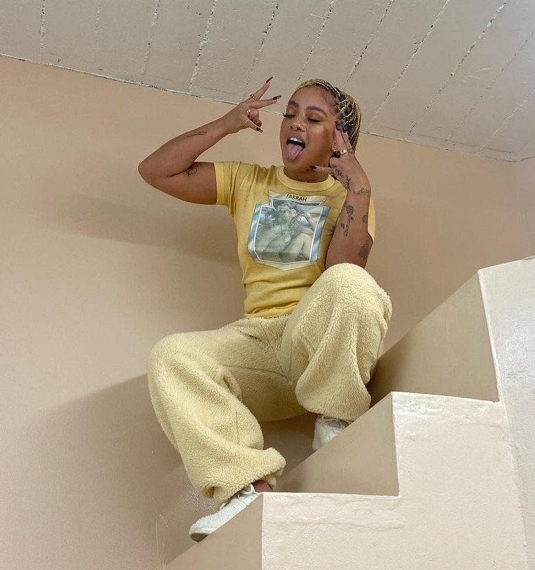 Kiana's Crazy Comfy Fit In Yellow Oversized Tee With Matching Joggers