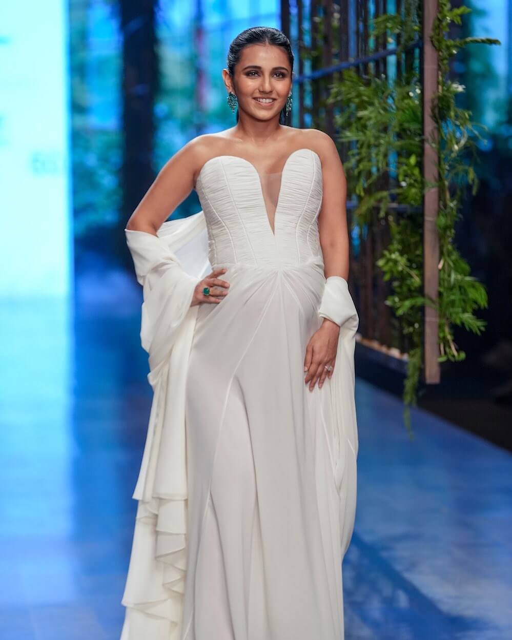 Lakme Fashion Week Bollywood Celebrities Spotted At The Runway - Masoom Minawal Mehta's Stunning And Elegante look In Off-shoulder White One-Piece Dress