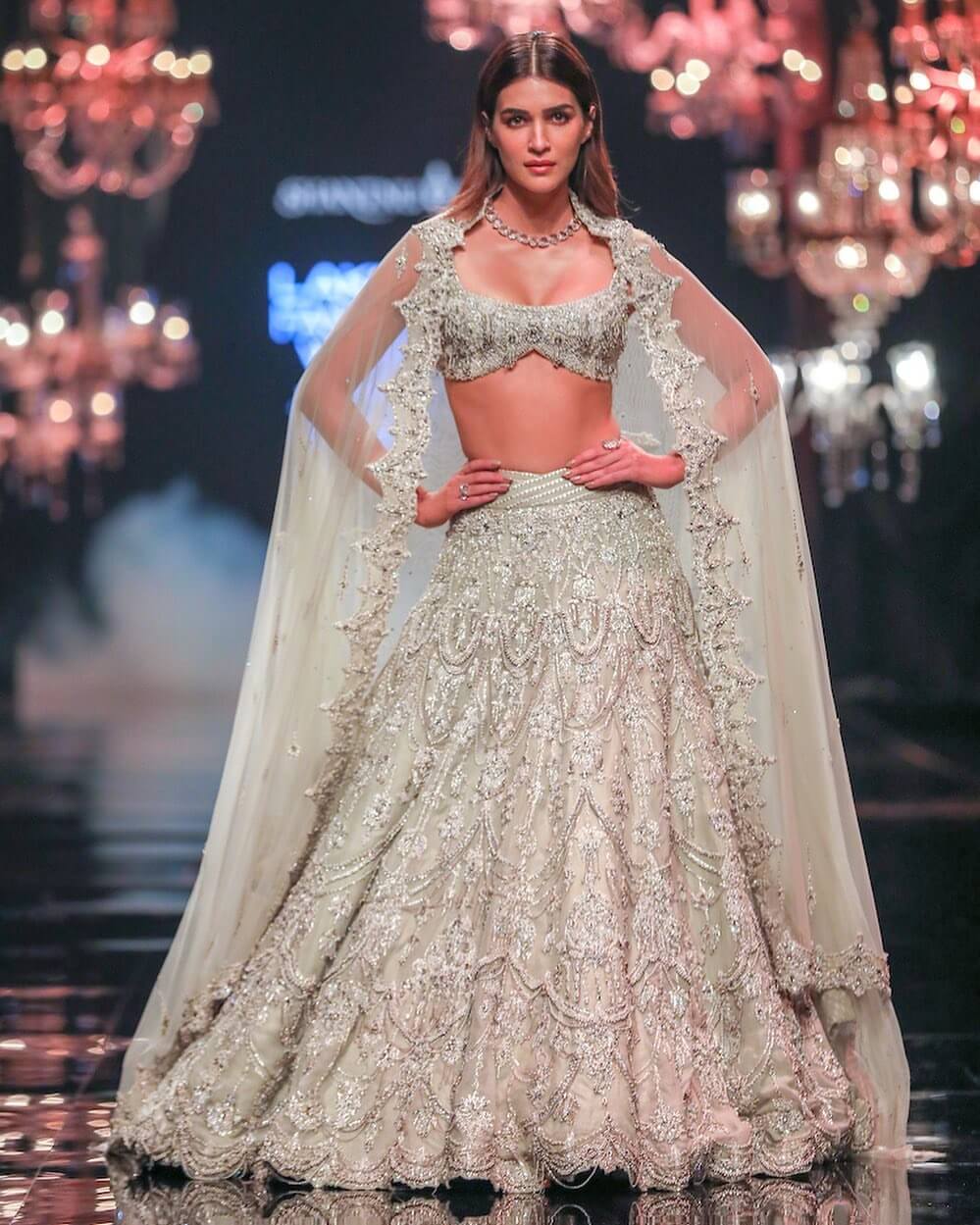 Lakme Fashion Week Bollywood Celebrities Spotted At The Runway - Kriti Sanon's Glamorous Look In Off-white Lehenga