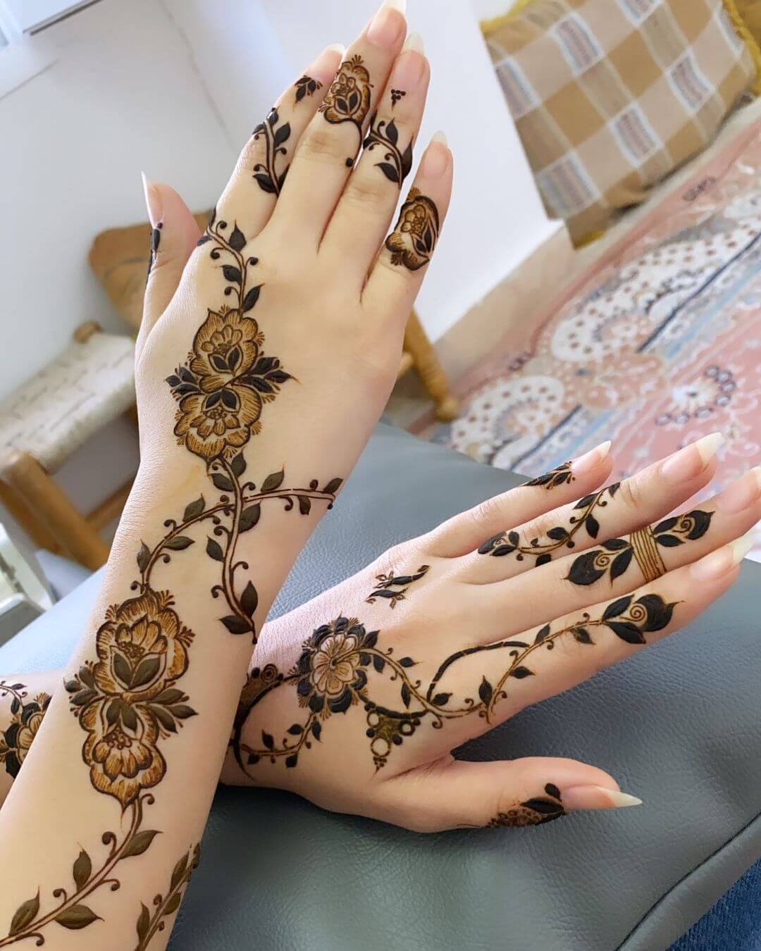 Mesmerizing Henna Art