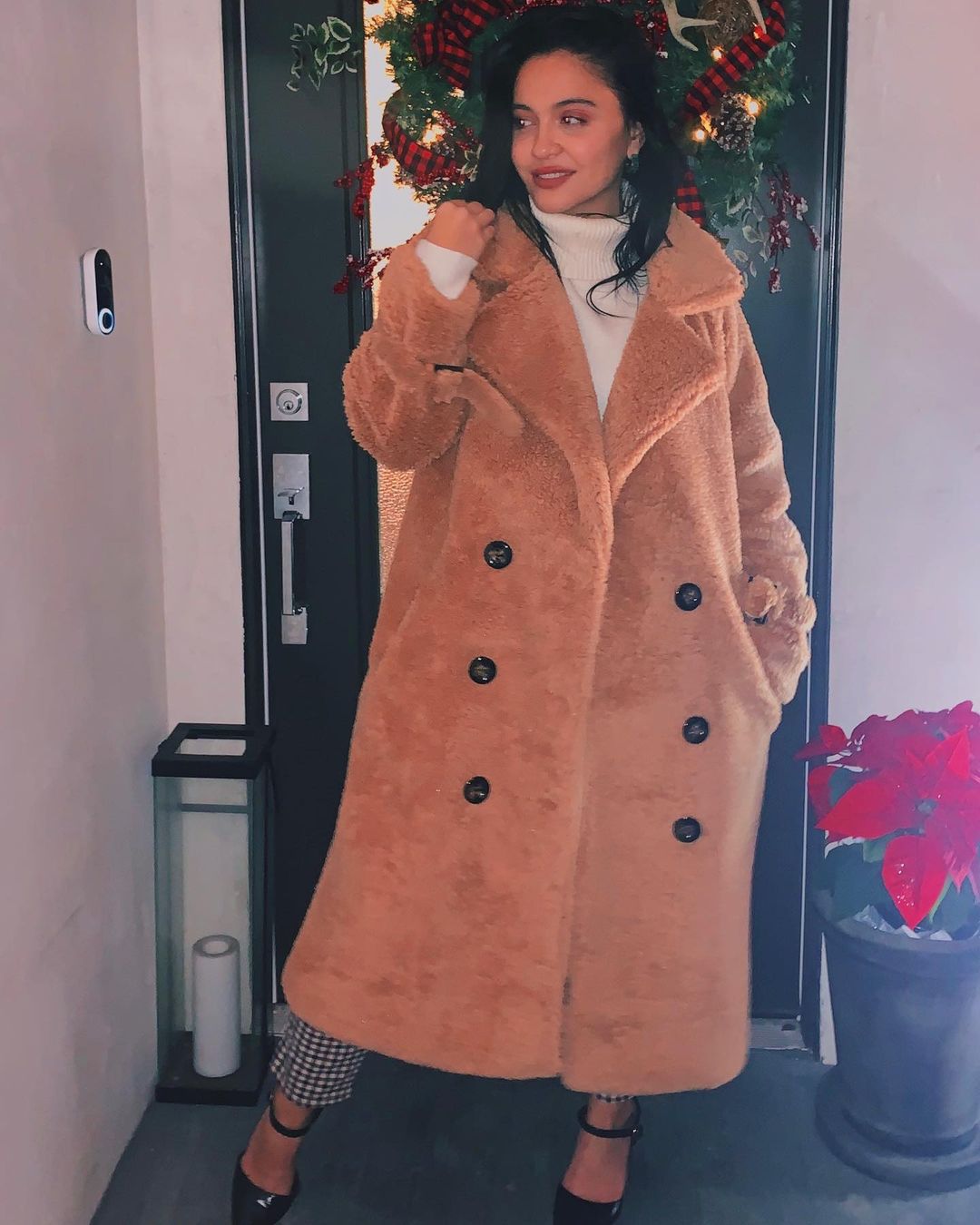 Stella Slays The Winter Look In A Double-Breasted Teddy Overcoat